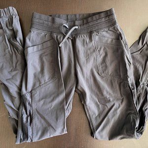 Girls Black Jogger Pants sz10